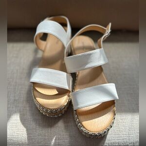 Platform sandals white 2 strap